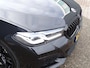 BMW 5-Serie Touring 530e xDrive Business Edition Plus LASER KOPLAMPEN | HEAD-UP DISPLAY | PANORAMADAK | M-SPORT INTERIEUR | 360 CAMERA | WEGKLAPBARE TREKHAAK | DODEHOEK DETECTIE | ELEKTRISCHE STOELEN | STOEL/STUUR VERWARMING | FABRIEKSGARANTIE TOT MEI 2026 | NEDERLANDSE AUTO
