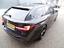 BMW 5-Serie Touring 530e xDrive Business Edition Plus LASER KOPLAMPEN | HEAD-UP DISPLAY | PANORAMADAK | M-SPORT INTERIEUR | 360 CAMERA | WEGKLAPBARE TREKHAAK | DODEHOEK DETECTIE | ELEKTRISCHE STOELEN | STOEL/STUUR VERWARMING | FABRIEKSGARANTIE TOT MEI 2026 | NEDERLANDSE AUTO