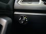 Volkswagen T-Roc 1.5 TSI 150pk Style Business Navigatie Parkeersensoren Climate Control