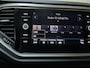 Volkswagen T-Roc 1.5 TSI 150pk Style Business Navigatie Parkeersensoren Climate Control