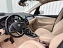 BMW 2-Serie Active Tourer 225xe High Executive|SOH 85%|Adaptive-cruise|Trekhaak|HUD|Stoelverwarming|Leder