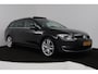 Volkswagen Golf Variant 1.4 TSI Highline (PANORAMADAK, TREKHAAK, STOELVERWARMING, ACHTERUITRIJCAMERA, PARKEERSENSOREN, AUTOMAAT)