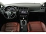Volkswagen Golf Variant 1.4 TSI Highline (PANORAMADAK, TREKHAAK, STOELVERWARMING, ACHTERUITRIJCAMERA, PARKEERSENSOREN, AUTOMAAT)