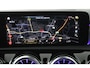Mercedes-Benz A-klasse 180 Business Solution AMG (PANORAMADAK, SFEERVERLICHTING, STOELVERWARMING, CAMERA, ELEKTR STOELEN)