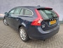 Volvo V60 1.6 T3 Momentum Dealer onderhouden | Lederen bekleding | Navigatie |