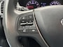 Hyundai i20 1.0 T-GDI Premium Automaat | Apple Carplay / Android Auto | Navi | Licht + Regensensor | Parkeersensoren Voor + Achter | Parkeercamera Achter | Cruise Control | Climate Control | 16” Lichtmetalen Velgen | Rijstrooksensor + Correctie