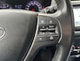 Hyundai i20 1.0 T-GDI Premium Automaat | Apple Carplay / Android Auto | Navi | Licht + Regensensor | Parkeersensoren Voor + Achter | Parkeercamera Achter | Cruise Control | Climate Control | 16” Lichtmetalen Velgen | Rijstrooksensor + Correctie