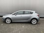 Opel Astra 1.6 Cosmo AUTOMAAT, Leer, Multimedia, CC, PDC & Cam, LM, – Inruil Mogelijk –