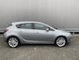 Opel Astra 1.6 Cosmo AUTOMAAT, Leer, Multimedia, CC, PDC & Cam, LM, – Inruil Mogelijk –