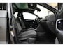 Volkswagen T-Roc 1.5 TSI 3x R-Line * Fabrieksgarantie - Pano - Trekhaak - Virtual - 19" - Camera - Keyless - Beats *