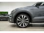 Volkswagen T-Roc 1.5 TSI 3x R-Line * Fabrieksgarantie - Pano - Trekhaak - Virtual - 19" - Camera - Keyless - Beats *