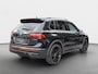 Volkswagen Tiguan 1.4 TSI eHybrid R-Line ** IQ LIGHT, VIRTUAL, LEDER, TREKH, 20-inch LMV, ACC, WINTER ** 1e EIG - Slechts 64.250km. ** ** INFORMEER OOK NAAR ONZE AANTREKKELIJKE FINANCIAL-LEASE TARIEVEN **