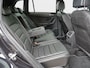 Volkswagen Tiguan 1.4 TSI eHybrid R-Line ** IQ LIGHT, VIRTUAL, LEDER, TREKH, 20-inch LMV, ACC, WINTER ** 1e EIG - Slechts 64.250km. ** ** INFORMEER OOK NAAR ONZE AANTREKKELIJKE FINANCIAL-LEASE TARIEVEN **