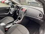 Opel Astra Sports Tourer 1.4 Turbo Cosmo 126Dkm.NAP, AUTOMAAT, Leer/Stof, Navi, CC, PDC, LM, Afn.Trekh, nw. APK – Inruil Mogelijk –