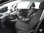 Peugeot 2008 1.2I AUT. Pano-dak Active Navi Trekhaak Apple Carplay Android Airco Cruise Control Pdc Blue Lion Bluetooth Connected services Led Isofix Origineel Nederlandse Auto EURO 6