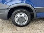 IVECO Daily 35C21 Be-trekker 6.9 Ton trekgewicht Airco Cruise controle Telefoonverbinding 3-Persoons Tachograaf Bakwagen Meubelbak Verhuiswagen Euro 5