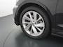 Skoda Enyaq iV 80 Adaptive Cr. Pano-dak 360° Matrix-Led PDC-a+v Camera Apple Carplay Android Auto Navi Ecc Keyless Stuur+Stoelverwarming+1/2 Leer Assistentie Pakket Climate-pakket Comfort-pakket E-call Keyless Licht-pakket Led Matrix 1e Eig.Orig.Nederlandse Auto Grootste Accupakket 11kw thuisladen SOH 92% ruim 55.000 nieuw