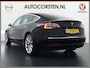 Tesla Model 3 RWD SR+ 60kWh 325PK 19"Lmv AutoPilot Leder PanoDak Adaptive-Cruise Lmv Camera's Elektr.-Stuur+Stoelen+Spiegels+Geheugen+Easy-Entry+Verwarmde stoelen Park assistent PDC WIFI Lane-Assist Speed-Assist Navi LED Comfortstoelen ACC DAB Voorverwarmen interieur via App Keyless via Telefoonsleutel One-Pedal-Drive 1e Eigenaar Origineel Nederlandse auto tot 11kw laden thuis! 1.584kg licht!