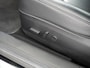 Tesla Model 3 RWD SR+ 60kWh 325PK 19"Lmv AutoPilot Leder PanoDak Adaptive-Cruise Lmv Camera's Elektr.-Stuur+Stoelen+Spiegels+Geheugen+Easy-Entry+Verwarmde stoelen Park assistent PDC WIFI Lane-Assist Speed-Assist Navi LED Comfortstoelen ACC DAB Voorverwarmen interieur via App Keyless via Telefoonsleutel One-Pedal-Drive 1e Eigenaar Origineel Nederlandse auto tot 11kw laden thuis! 1.584kg licht!