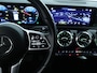 Mercedes-Benz A-klasse 250 e Progressive | Parkeerpakket met Camera | Sfeerverlichting | LED | Car Play | Cruise Controle | Inclusief 24 maanden Mercedes-Benz Certified garantie voor Europa.