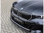 BMW 5-Serie Touring 550e xDrive | M Performance - Pano - Trekhaak - HUD