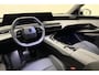 Peugeot E-3008 Allure 73 kWh 213pk | Navigatie | Climate Control | Rondom Camera | Cruise Control Adaptief | Keyless Entry en Start | 19" Lichtmetalen Velgen