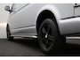 Volkswagen Transporter 2.0 TDI L2H1 DC Budgetline 2012 | Trekhaak | Airco | Cruise Control | Parkeersensoren | 2 Zitplaatsen Rechtsvoor | Elektrische Ramen | Boekjes | 3 Sleutels | Nationale Autopas