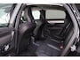 Volvo S90 T8 AWD Ultra Dark - LONG RANGE - Schuif/kanteldak - IntelliSafe Assist & Surround - 360º Camera - Harman/Kardon audio - Adaptieve LED koplampen - Verwarmde voorstoelen, stuur & achterbank - Parkeersensoren voor & achter - Elektr. bedienb. voorstoelen met geheugen - Extra getint glas - 19' LMV