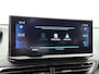 Peugeot 5008 1.2 Hybrid Allure Pack Business 136pk Automaat | Navigatie | Climate Control | Cruise Control | Achteruitrijcamera | Parkeersensoren Achter | LED Koplampen | 18" Lichtmetalen Velgen | Keyless Entry/Start | Apple Carokay/Android Auto |