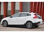 Volvo V40 Cross Country T3 Dynamic Edition | Stoelverwarming | Trekhaak | 17 Inch velgen | Navigatie