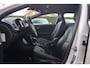 Volvo V40 Cross Country T3 Dynamic Edition | Stoelverwarming | Trekhaak | 17 Inch velgen | Navigatie
