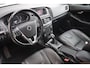 Volvo V40 Cross Country T3 Dynamic Edition | Stoelverwarming | Trekhaak | 17 Inch velgen | Navigatie