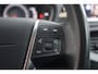 Volvo V40 Cross Country T3 Dynamic Edition | Stoelverwarming | Trekhaak | 17 Inch velgen | Navigatie
