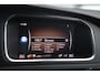 Volvo V40 Cross Country T3 Dynamic Edition | Stoelverwarming | Trekhaak | 17 Inch velgen | Navigatie