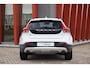 Volvo V40 Cross Country T3 Dynamic Edition | Stoelverwarming | Trekhaak | 17 Inch velgen | Navigatie