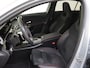 Mercedes-Benz A-klasse 180 AMG Line / Night/ Panorama dak/ KEYLESS GO/ PARKTRONIC