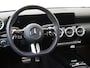 Mercedes-Benz A-klasse 180 AMG Line / Night/ Panorama dak/ KEYLESS GO/ PARKTRONIC