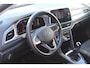 Volkswagen T-Roc 1.0 TSI 110pk Style / Navigatie / LM 17 inch / Park Assist / Dig cockpit Pro / LED Plus