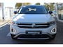 Volkswagen T-Roc 1.0 TSI 110pk Style / Navigatie / LM 17 inch / Park Assist / Dig cockpit Pro / LED Plus