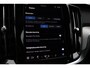 Volvo V60 2.0 T6 Plug-in hybrid AWD Essential Bright | Stoelverwarming | Stuurwiel verwarming | Semi elektrische trekhaak | Voorstoelen met geheugenfunctie | Achteruitrijcamera