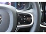 Volvo V60 T6 Automaat Plug-in hybrid AWD Plus Dark | Semi elektrische trekhaak | Rondomzicht camera | Stoelverwarming | Stuurwiel verwarming |  | Harman/Kardon premium audio | Voorstoelen met geheugenfunctie |