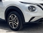 Nissan Juke 1.0 DIG-T N-Connecta DCT Automaat / Trekgewicht 1.250 kg / Cold pack / Stuur-, Stoel en voorruitverwarming / Navigatie / Apple Carplay Android Auto / Achteruitrijcamera / Climate control / 17" LM wielen