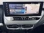 Nissan Juke 1.0 DIG-T N-Connecta DCT Automaat / Trekgewicht 1.250 kg / Cold pack / Stuur-, Stoel en voorruitverwarming / Navigatie / Apple Carplay Android Auto / Achteruitrijcamera / Climate control / 17" LM wielen