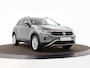 Volkswagen T-Roc 1.5 TSI 150pk DSG Life Edition · Keyless · Camera · Apple/Android Car Play · Navigatie · Stoelverwarming · 17'' Inch ·