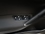 Volkswagen Golf 1.0 TSI 110pk 6-bak Highline Alcantara Navigatie Parkeersensoren DAB+