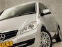 Mercedes-Benz A-klasse 160 Luxury (NAVIGATIE, CLIMATE, BLUETOOTH, NAP, LM VELGEN, SPORTSTOELEN, NIEUWE APK, NIEUWSTAAT)