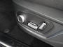 Lynk & Co 01 1.5 PHEV AUT-7 261pk Zwarte hemelbekleding Pano-Schuifdak Lmv 20" 360°Camera Apple Carplay Android Auto Adap.Cruise Navi Pdc Ecc Keyless Led Plug-In Hybrid Elek.Memory.Stoel File assistent Dodehoek detector Elektrisch bedienbare achterklep Rijstrooksensor Wifi Verkeersbord detectie 425Nm koppel 3,7kw laadvermogen €44.882 Nieuwprijs 1e Eigenaar Origineel NLse auto!
