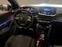 Peugeot 208 Hybrid 100 e-DCS6 GT Panoramadak | 17'' Lichtmetaal | Climate Controle | Keyless | Apple CarPlay / Android Auto | Achteruitrijcamera | | Achterbank in delen neerklapbaar | Achterspoiler | Achteruitrijcamera