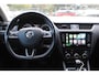 Skoda Octavia 1.0 TSI *Business* | Trekhaak | Carplay | Cruise & Climate Control | Stoelverwarming | PDC | Privacy | Navigatie | Bluetooth |