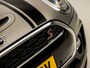 MINI Clubman Mini 2.0 Cooper S ALL4 Chili 192Pk Automaat (PANORAMADAK, JCW PACK, DEALER ONDERHOUDEN, GROOT NAVI, SFEERVERLICHTING, HARMAN/KARDON, STOELVERWARMING, GETINT GLAS, LED KOPLAMPEN, NIEUWSTAAT)